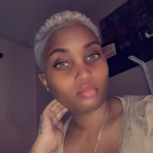 Meet your Posher, Martinique